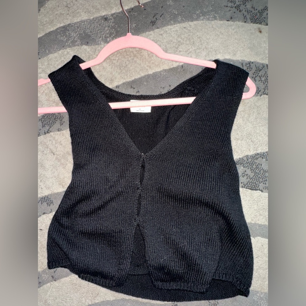 Aritzia Wilfred Charcoal Knit Top
